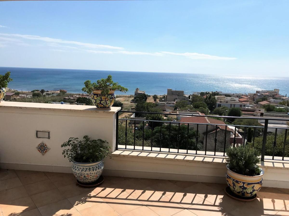 Villa Ceni - Appartamenti Con Camere, Cucina, Wc E Terrazza Sul Mare In Villa Con Piscina, Giardino E Parcheggio 马里内拉 外观 照片