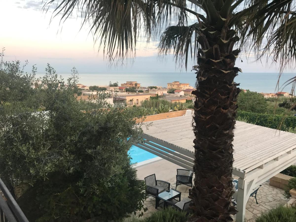 Villa Ceni - Appartamenti Con Camere, Cucina, Wc E Terrazza Sul Mare In Villa Con Piscina, Giardino E Parcheggio 马里内拉 外观 照片