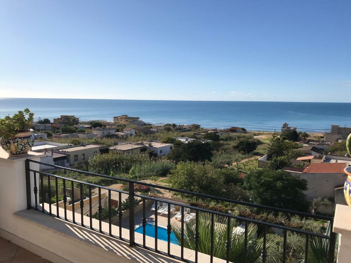 Villa Ceni - Appartamenti Con Camere, Cucina, Wc E Terrazza Sul Mare In Villa Con Piscina, Giardino E Parcheggio 马里内拉 外观 照片
